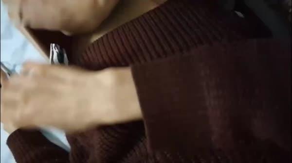 对白精彩淫荡苗条白嫩闷骚眼镜女友与同居炮友过女神节无套啪啪啪内射姐姐阴毛浓密花心红润淫水特别多